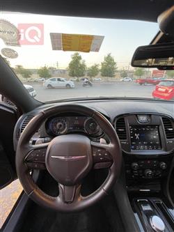 کرایسلەر 300
